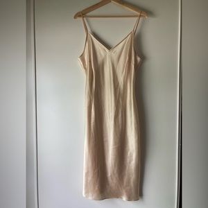 Vintage Liz Claiborne cream slip. Size 14.